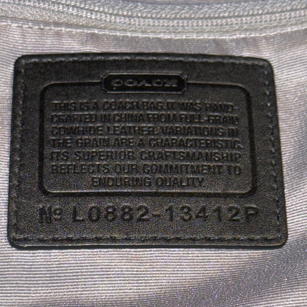 EC-Coach Chic Black Leather Hobo Bag - Picture 13 of 16